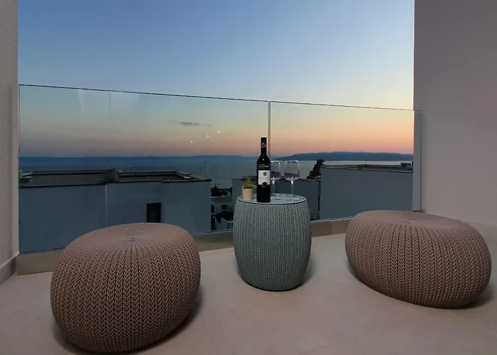 Villa Navis Heated Pool